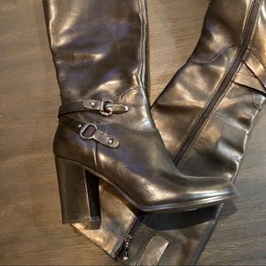 Tahari tall shaft Boots w/zipper & chunky heel